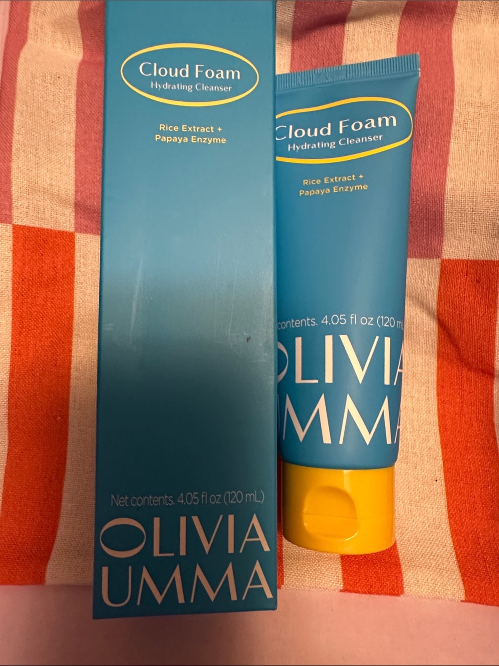 Olivia imma cloud foam cleanser